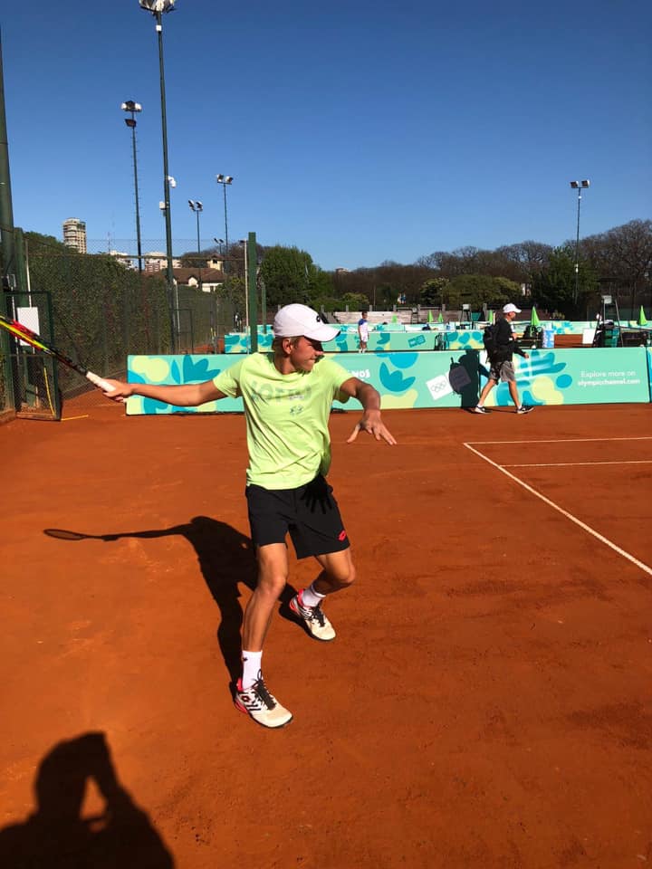 Cine este Cristian Filip Jianu, senzația României la Australian Open. Nu-și permite un antrenor, dar este elev de nota 10. A apărut în reclama "Zboară, puiule, zboară"! VIDEO