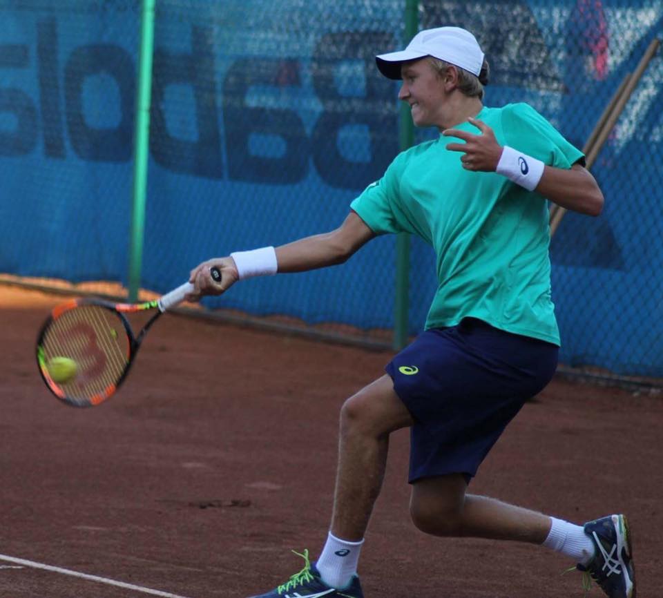 Cine este Cristian Filip Jianu, senzația României la Australian Open. Nu-și permite un antrenor, dar este elev de nota 10. A apărut în reclama "Zboară, puiule, zboară"! VIDEO