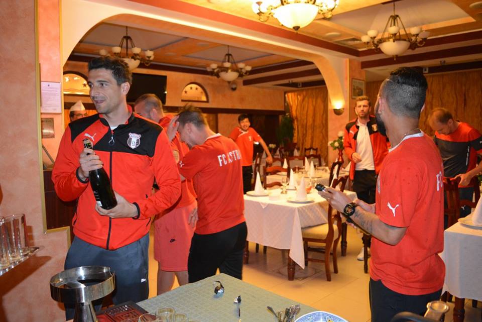 A început fiesta la Giurgiu! Prima reacție a lui Șumudică: ”Este extraordinar! Am practicat cel mai frumos fotbal” FOTO&VIDEO