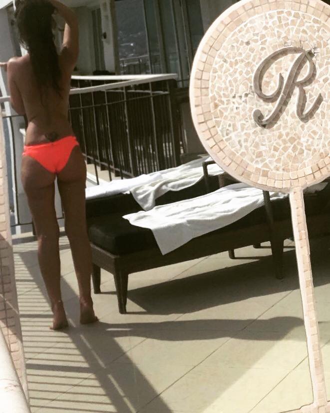 Mara Bănică, topless în vacanță. Imaginea începutului de an cu jurnalista | FOTO