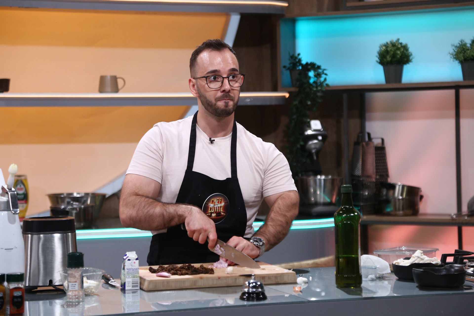 Richard Abou Zaki are un invitat special la Chefi la cuțite, sezonul 14. Cine este Chef Massimiliano Mascia