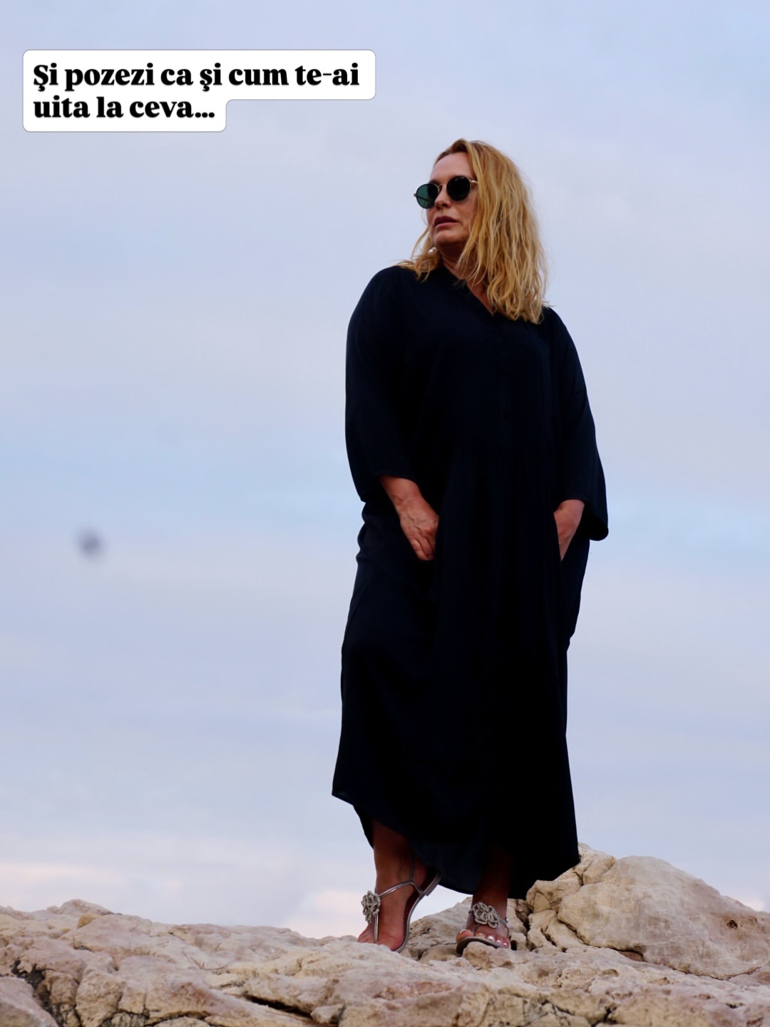 Andreea Esca, imagini virale de la mare. Ce spune vedeta despre înălțimea ei