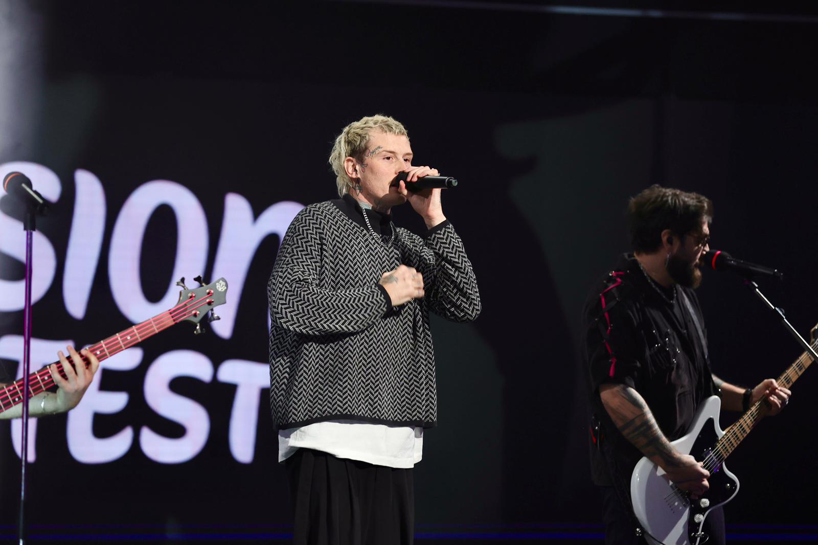 De la Survivor, pe scena Eurovision România 2026: „Am făcut foamea în junglă”. Cum sună melodia „Dor”, de la HVNDS