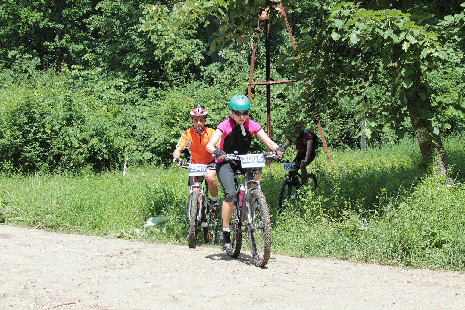 ”La Broaște 2015”, cursa de ciclism pentru amatori cu unul dintre cele mai frumoase trasee de MTB pe care ați pedalat vreodată