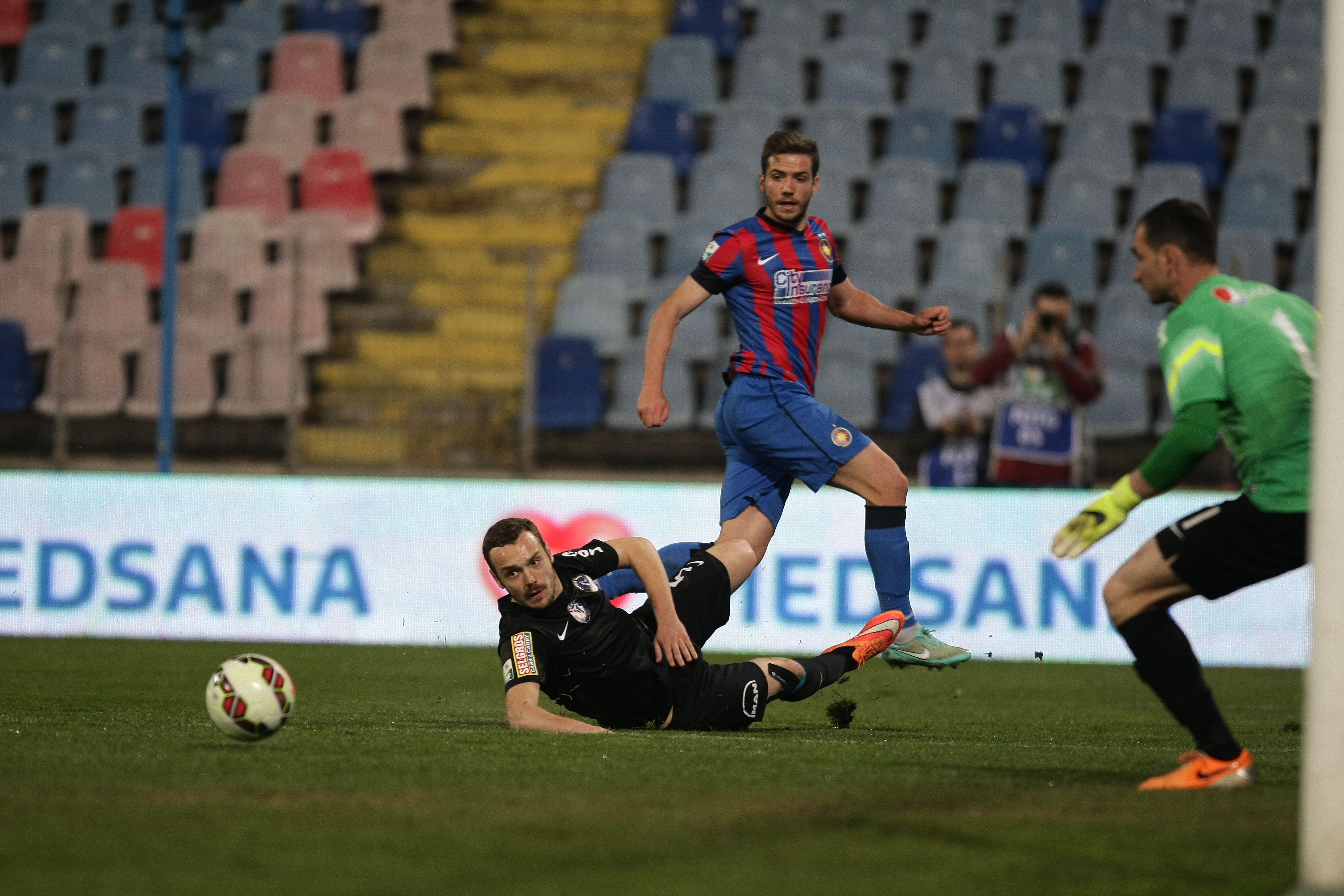 Steaua - Viitorul 4-1. Fără Puțanu pe teren, și ”Dodel” e mare / FOTO&VIDEO