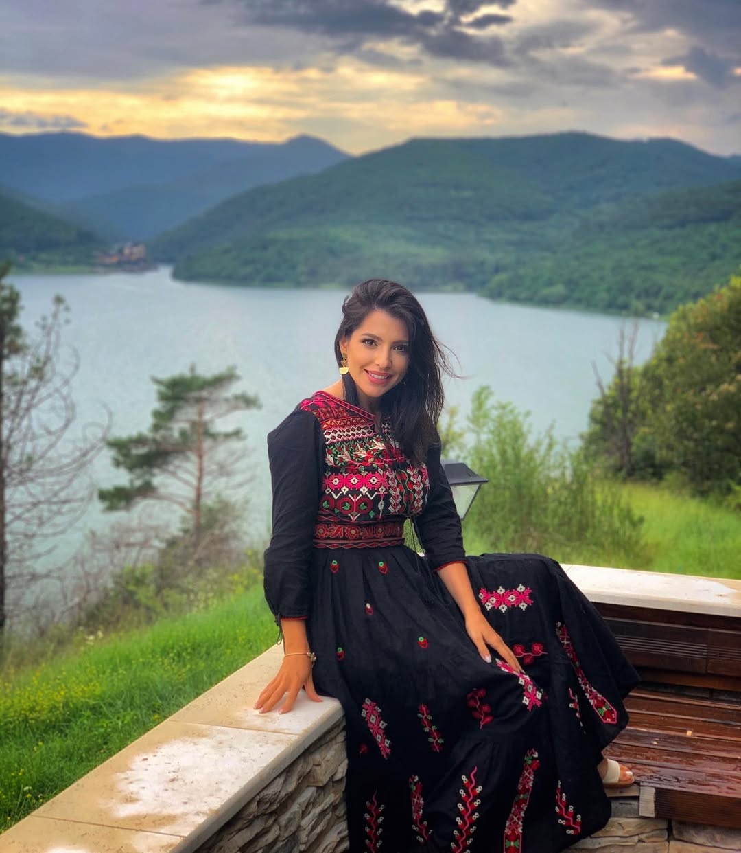 Celia s-a despărțit de soțul ei, după 13 ani de căsnicie. Motivul pentru care și-au spus adio: „Am încercat să fiu de casă”