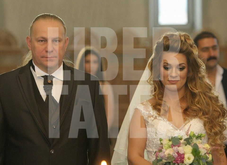 FOTO EXCLUSIV | Vali Crăciunescu, mire. Cum au arătat artistul și soția sa în ziua nunții
