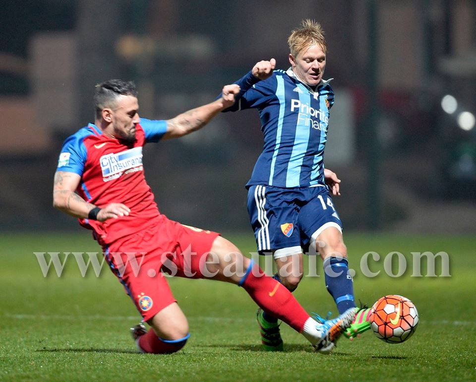 Steaua - Djurgardens 2-2. Cu Tamaș titular, campioana a început furtunos, dar a terminat fără vlagă. Marica, inexistent, a fost schimbat la pauză cu Gebhart, care a avut un debut șters. Reacții din Turcia