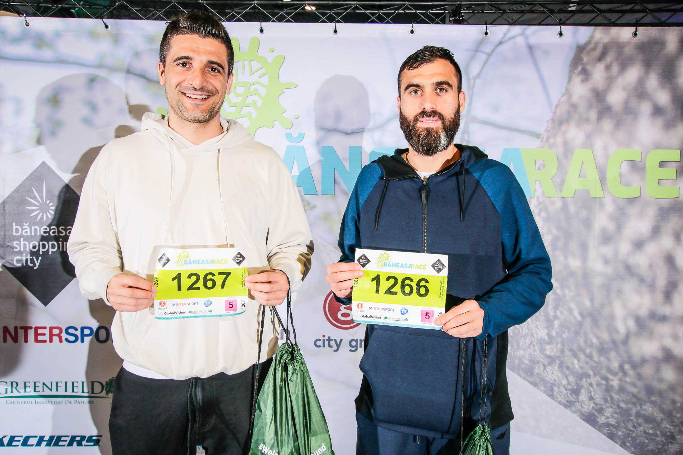 Daniel Niculae și Vasile Maftei au alergat într-o cursă de semimaraton. Foștii fotbaliști s-au clasat pe locurile 24 și 25 | GALERIE FOTO