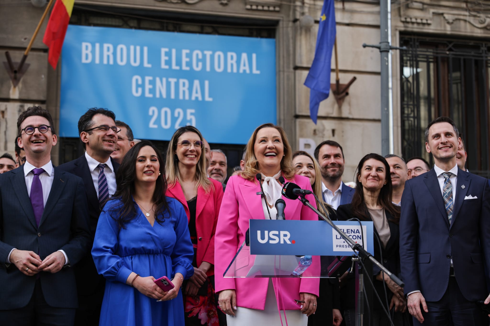 Elena Lasconi și-a depus candidatura la alegerile prezidențiale 2025, în ciuda opoziției din USR: „Nu sunt perfectă, dar am curaj să fac dreptate”