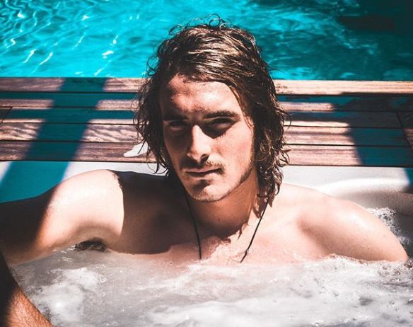 Tragedie greacă pentru Federer! Cine este Stefanos Tsitsipas, tenismenul care a produs marea surpriză la Australian Open (FOTO)