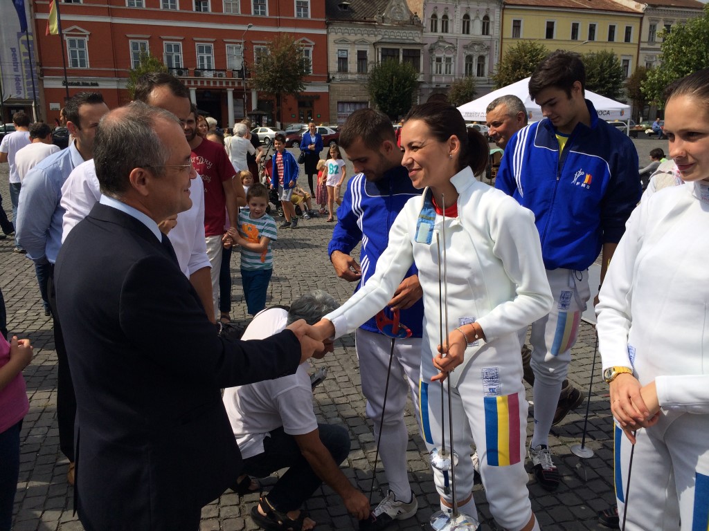FOTO / Campionii scrimei românești au făcut spectacol la Cluj-Napoca!