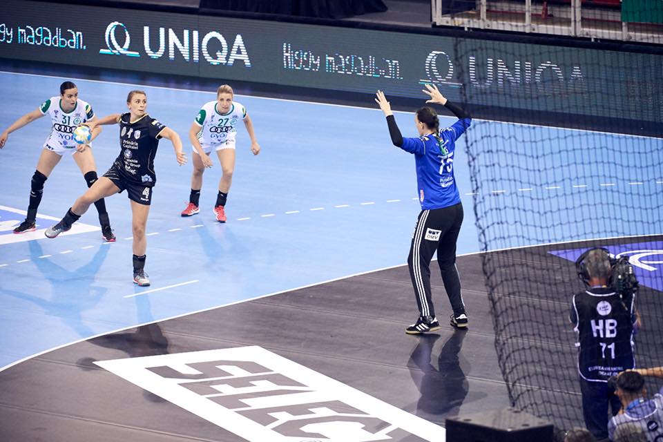 LIVETEXT CSM București - Gyor, semifinala Final 4 Liga Campionilor 2018 la handbal feminin. Maghiarele au învins cu 26-20. Oana Manea a explodat: ”N-am jucat ca o echipă!”. Se știe adversara din finala mică