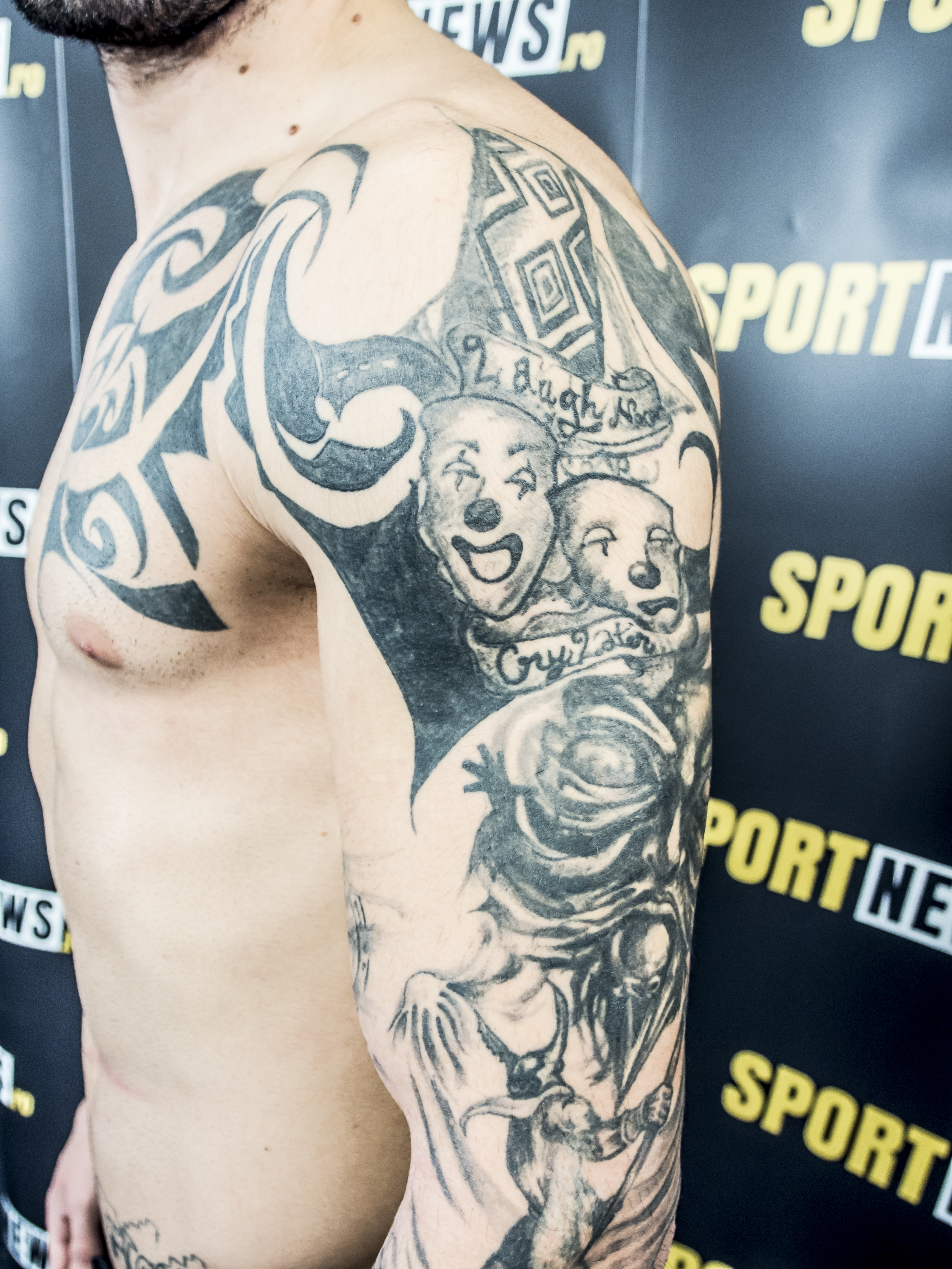 Bogdan Stoica îşi sperie adversarii cu tatuajele / GALERIE FOTO