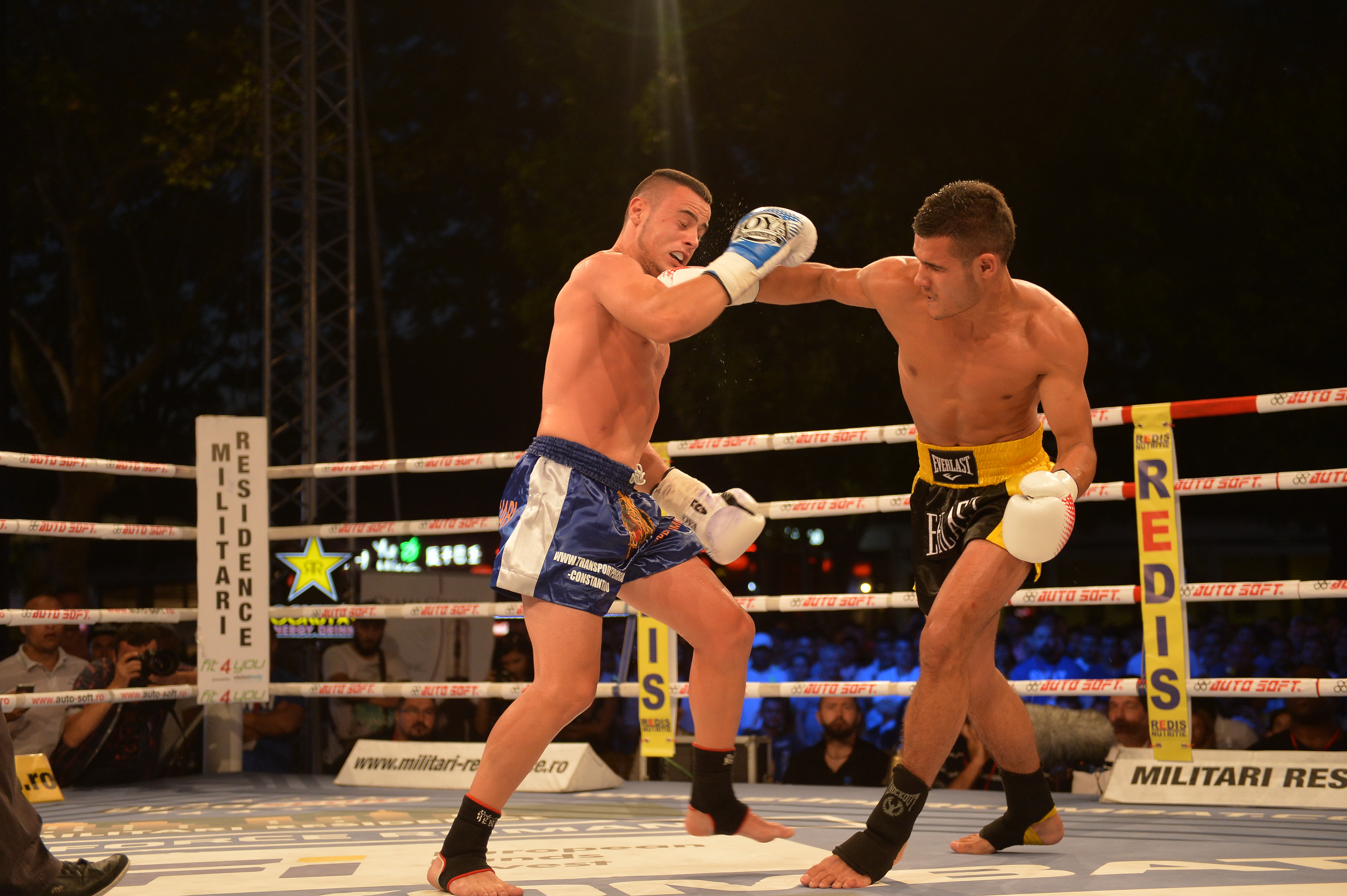 Andrei Stoica îşi păstrează centura de campion mondial / GALERIE FOTO&VIDEO