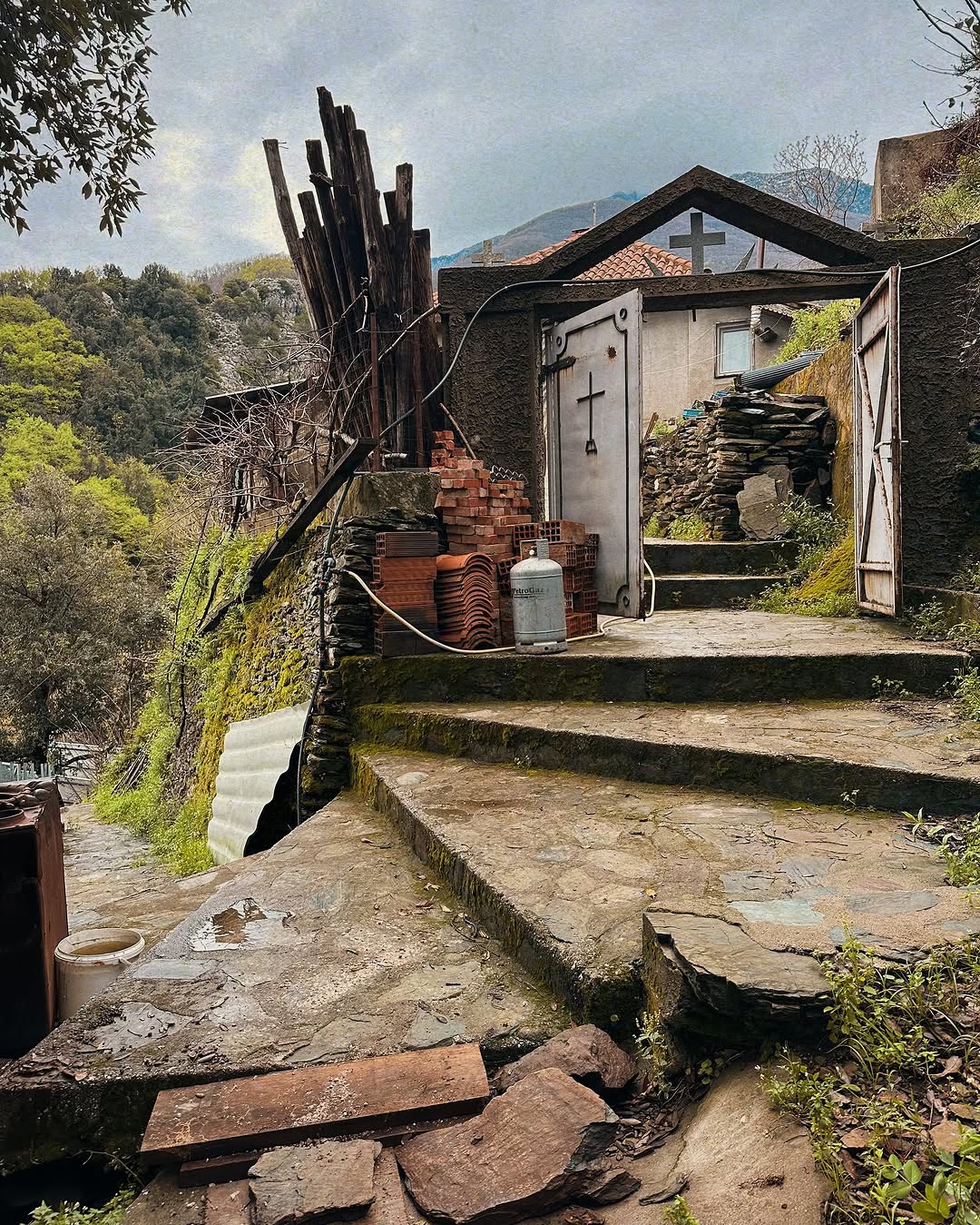 Ce face un fost concurent Survivor România în Postul Paștelui. Cum a fost surprins pe Muntele Athos: „Cea mai frumoasă experiență” | EXCLUSIV