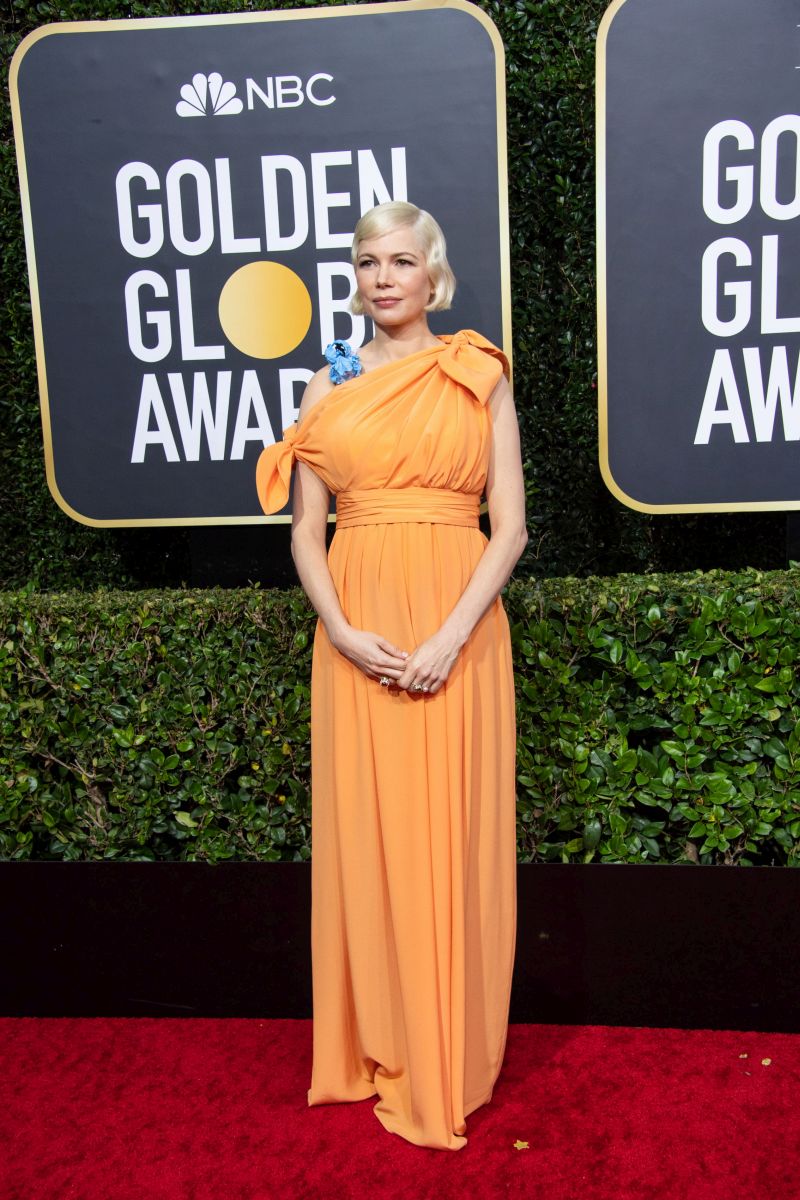 Cele mai spectaculoase ținute de la Globurile de Aur: Reese Witherspoon, Scarlett Johansson și Jennifer Aniston au impresionat cu ținutele lor