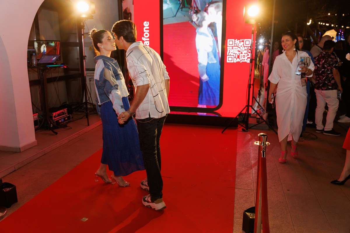 Intră în atmosfera ELLE New Media AWARDS 2023 și descoperă fotografiile surprinse în cadrul evenimentului organizat la Clubul Diplomatic
