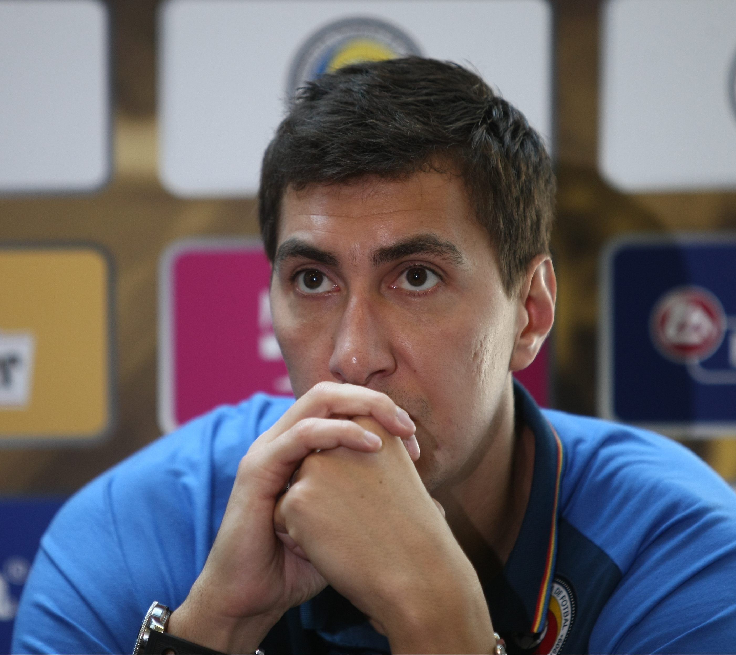 Schimb de replici fabuloase între Iordănescu și Budescu. ”Aștept să te apuci de fotbal”. ”Ce vrei, bă, cine ești?” / GALERIE FOTO