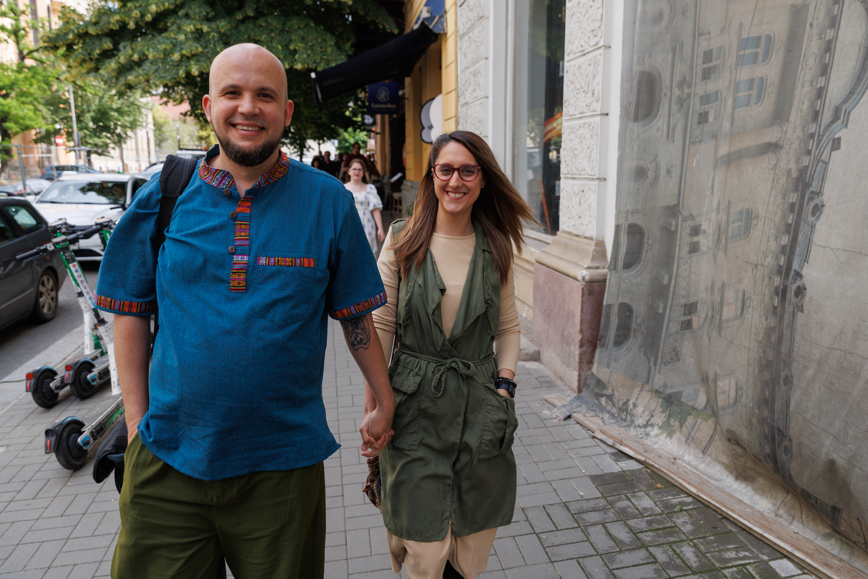 Un cuplu de români, ea creștină și el musulman, s-a filmat timp de șapte ani, pentru documentarul „My Muslim Husband”: „Am studiat mai multe religii”