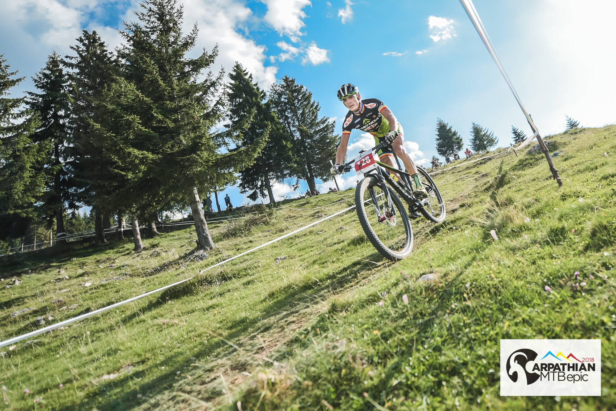 Carpathian MTB Epic 2018. Ariane Lüthi și Peeter Pruus, încoronați în Carpați | FOTO