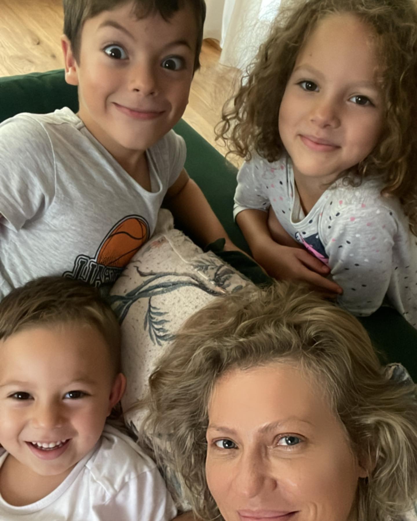 Cine e bona copiilor Mirelei Vaida. Vedeta a fost atentă când a ales-o: „Era important să fie din aceeași țărână, ca să vorbim aceeași limbă”