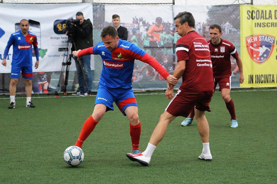Într-un meci demonstrativ, reeditarea sfertului eurofantastic, Rapid Old Boys a trecut de Steaua 2006. ”Doamne, cât îmi lipsea o victorie cu ei” / FOTO