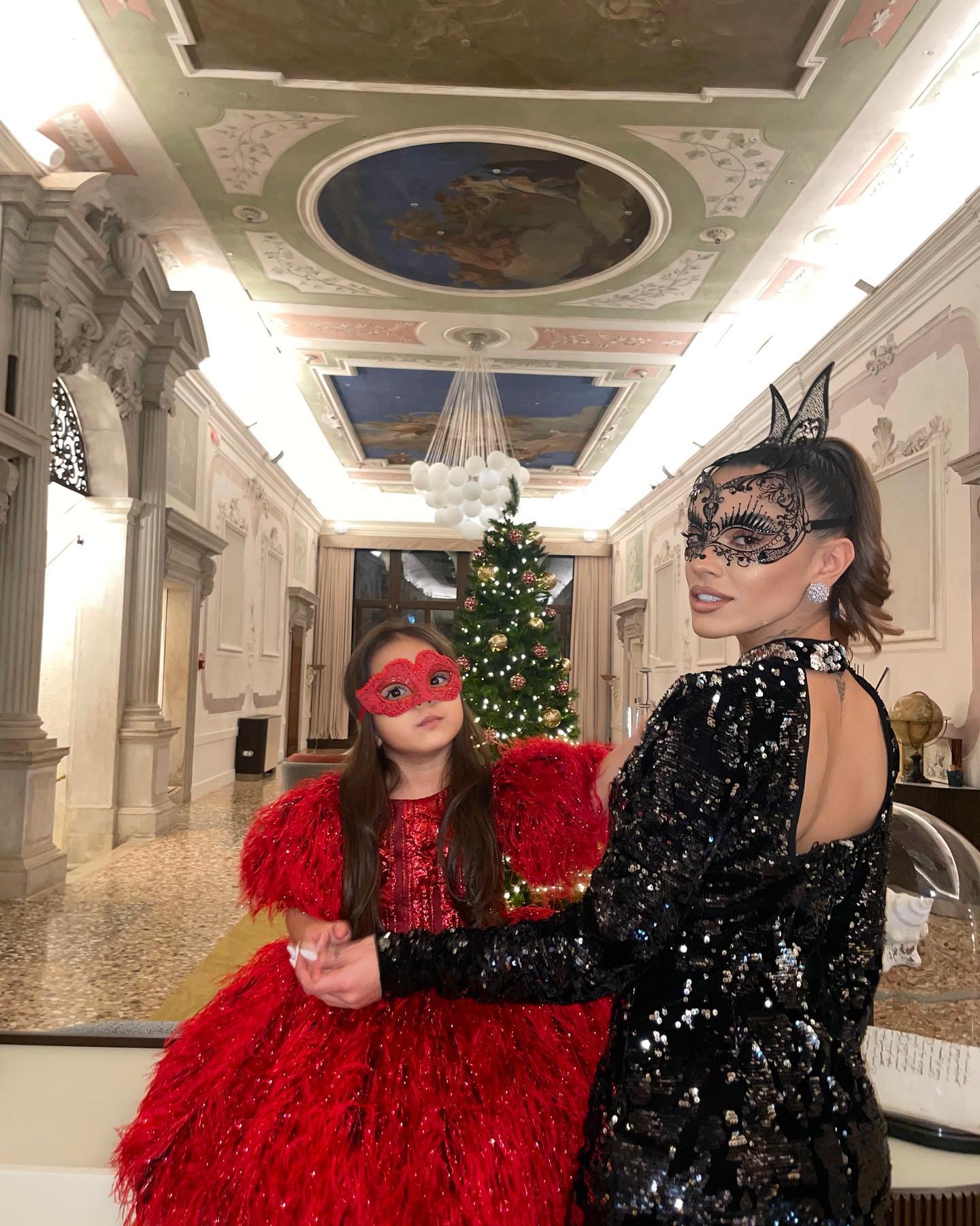 Karmen Simionescu, fiica lui Adi Minune, declarații despre al doilea copil. „«Mami, ai un bebe». Mă pupă pe burtă”