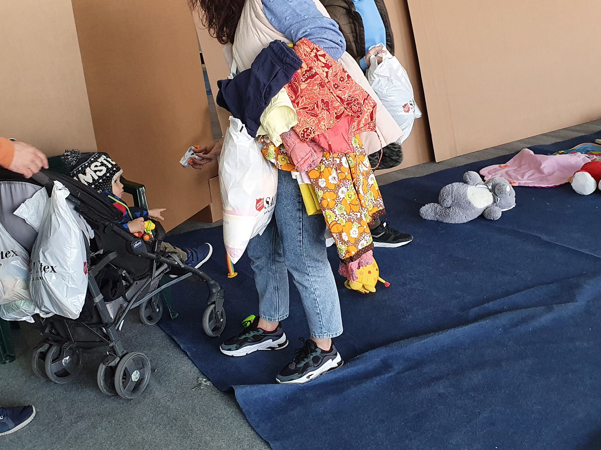 Misiunea unei voluntare care a preluat refugiați ucraineni din Gara de Nord: „M-a surprins abilitatea lor de a supraviețui”