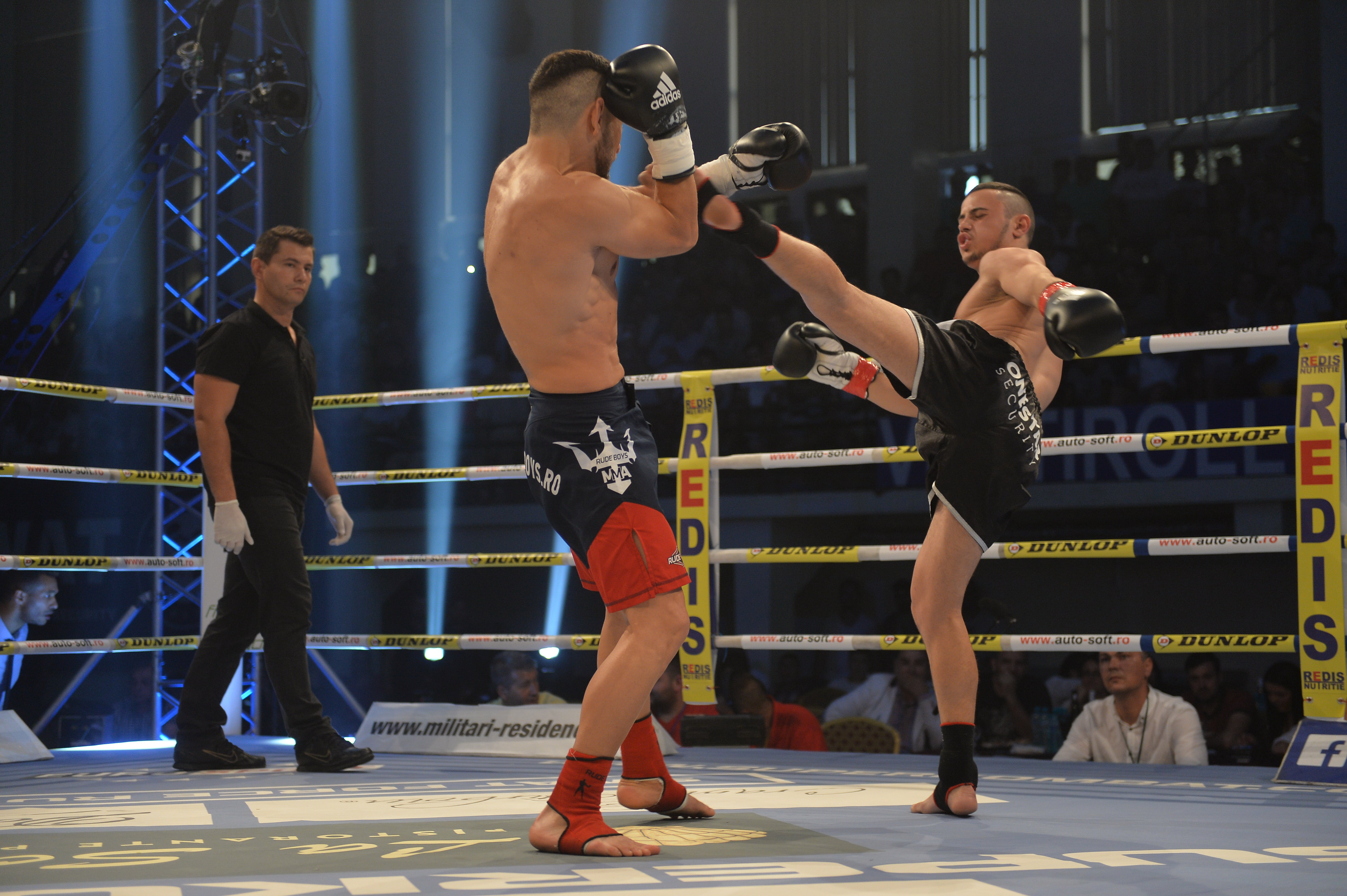 SUPERKOMBAT CONSTANȚA: Cătălin Moroșanu l-a distrus pe gigantul de 2,07 metri / REZULTATE & GALERIE FOTO & VIDEO