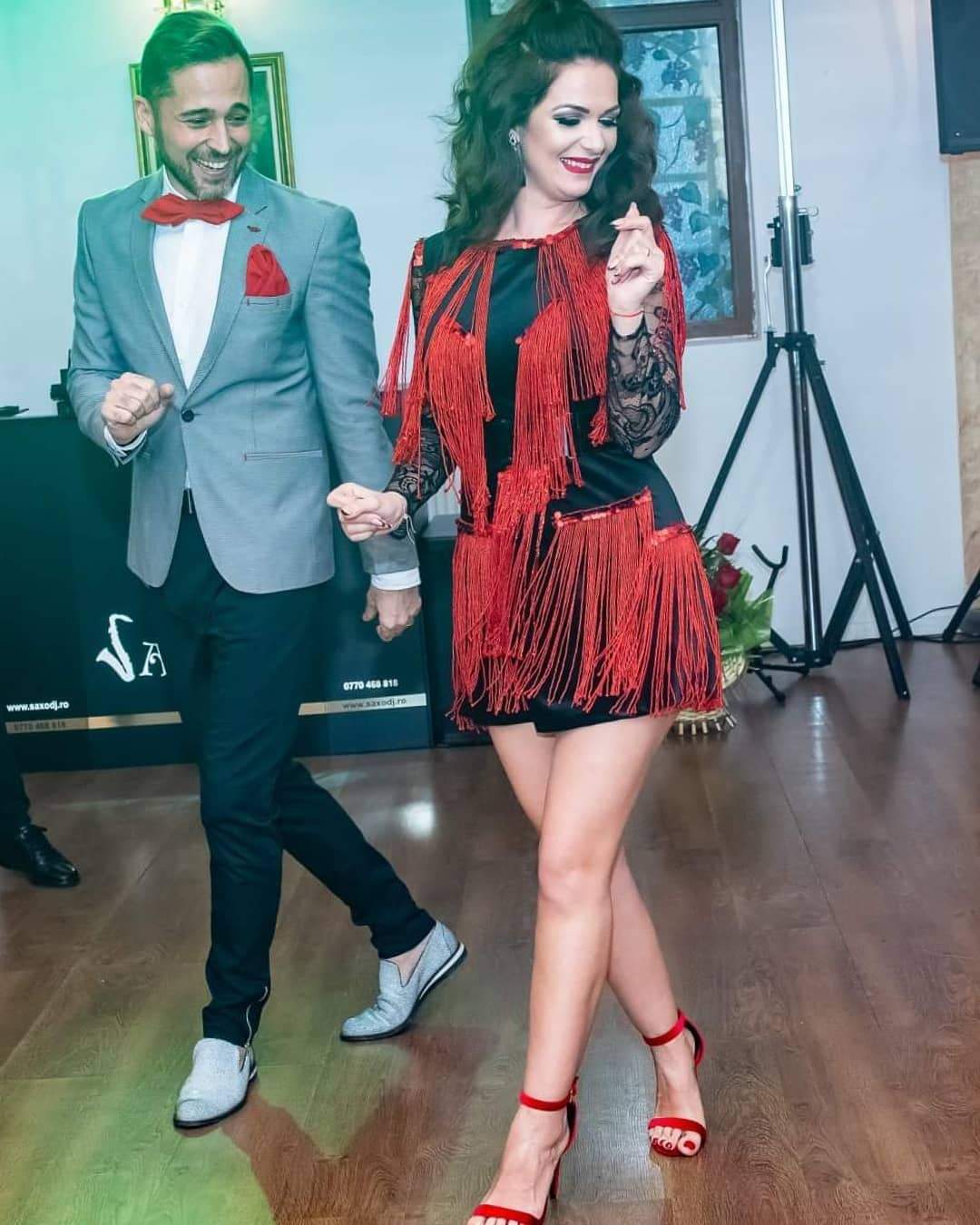 Deea și Dinu Maxer, împreună și după ce au anunțat divorțul. Cum au fost pozați cei doi, alături de băiatul lor