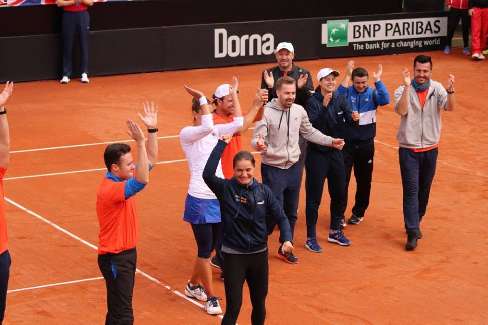 Fed Cup. România - Marea Britanie 3-2. Am rămas în Grupa Mondială II. După scandalul cu Ilie Năstase, plângăcioasa Konta a fost umilită de Halep: Don′t cry, Konta! | LIVEBLOG&VIDEO