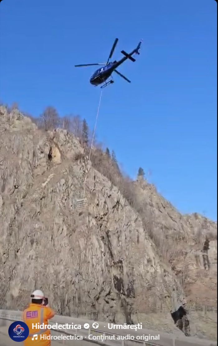 Când se reumple lacul Vidraru: a fost adus inclusiv un elicopter la baraj