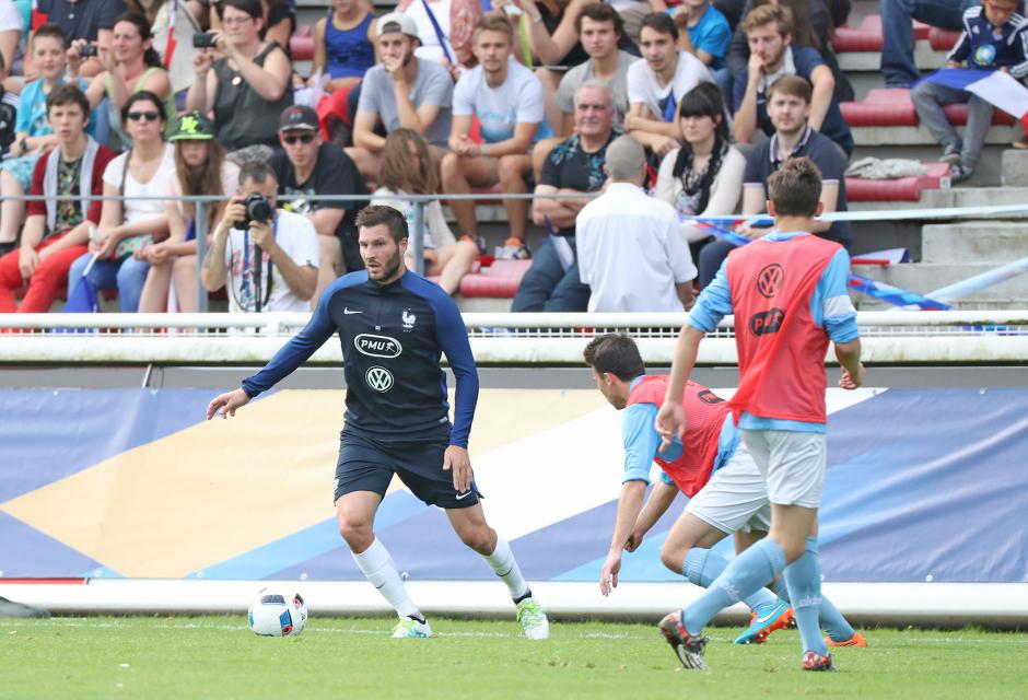 Într-un meci școală, Franța a învins Bayonne Under 19. Lacazette a marcat trei goluri