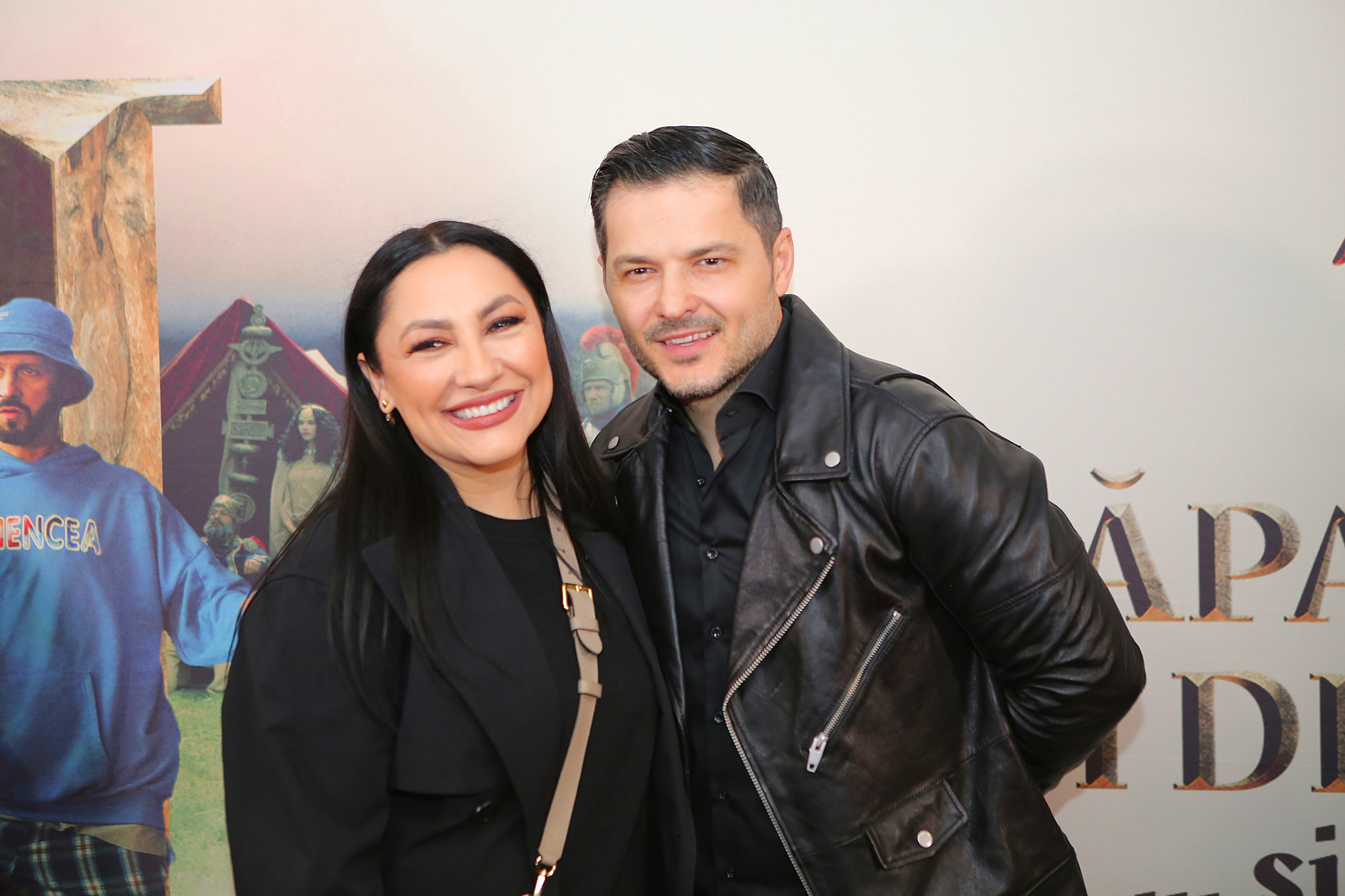 Cum a apărut Liviu Vârciu alături de Carmina la premiera noului său film. Tânăra își susține tatăl, după ce a lipsit de la nunta lui cu Anda Călin