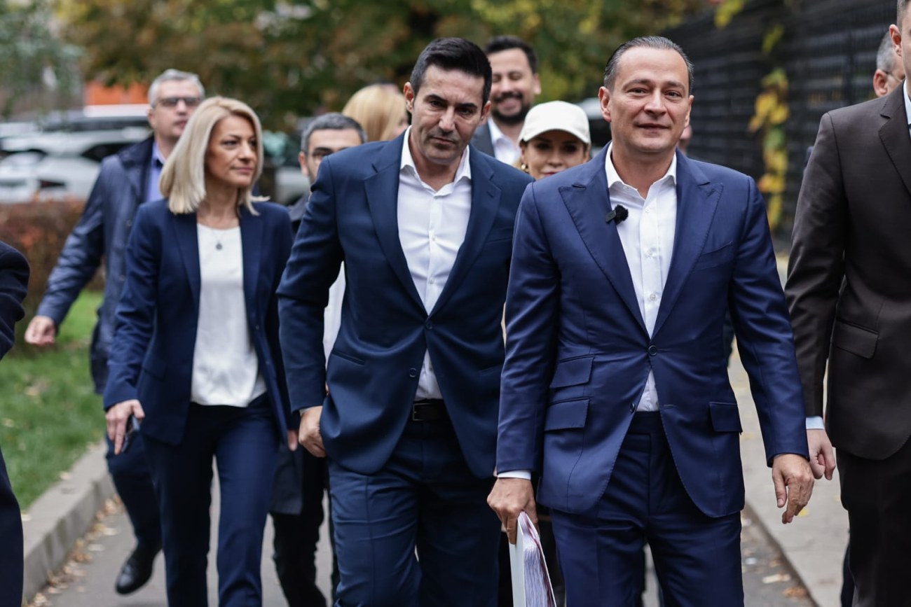 Daniel Băluţă şi-a depus candidatura la Primăria București fără Grindeanu. A venit cu Manda, Firea, Manole și Costoiu. De ce a lipsit șeful PSD