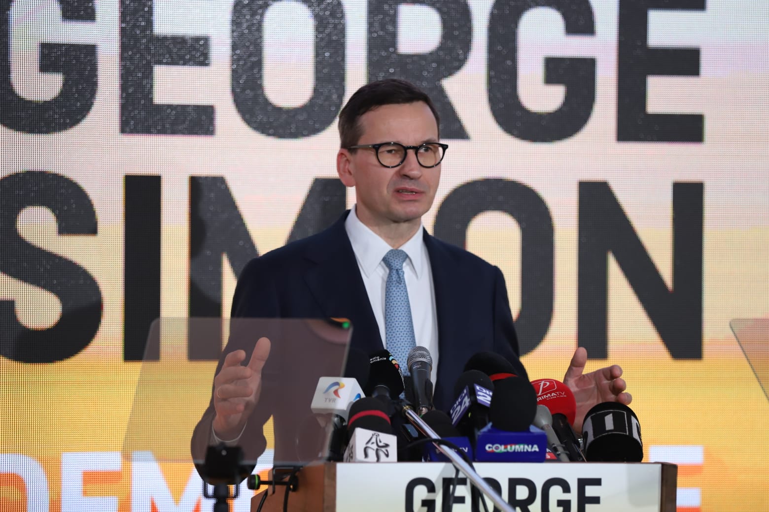 George Simion şi-a depus candidatura la alegerile prezidenţiale 2025 alături de Mateusz Morawiecki, fost premier al Poloniei