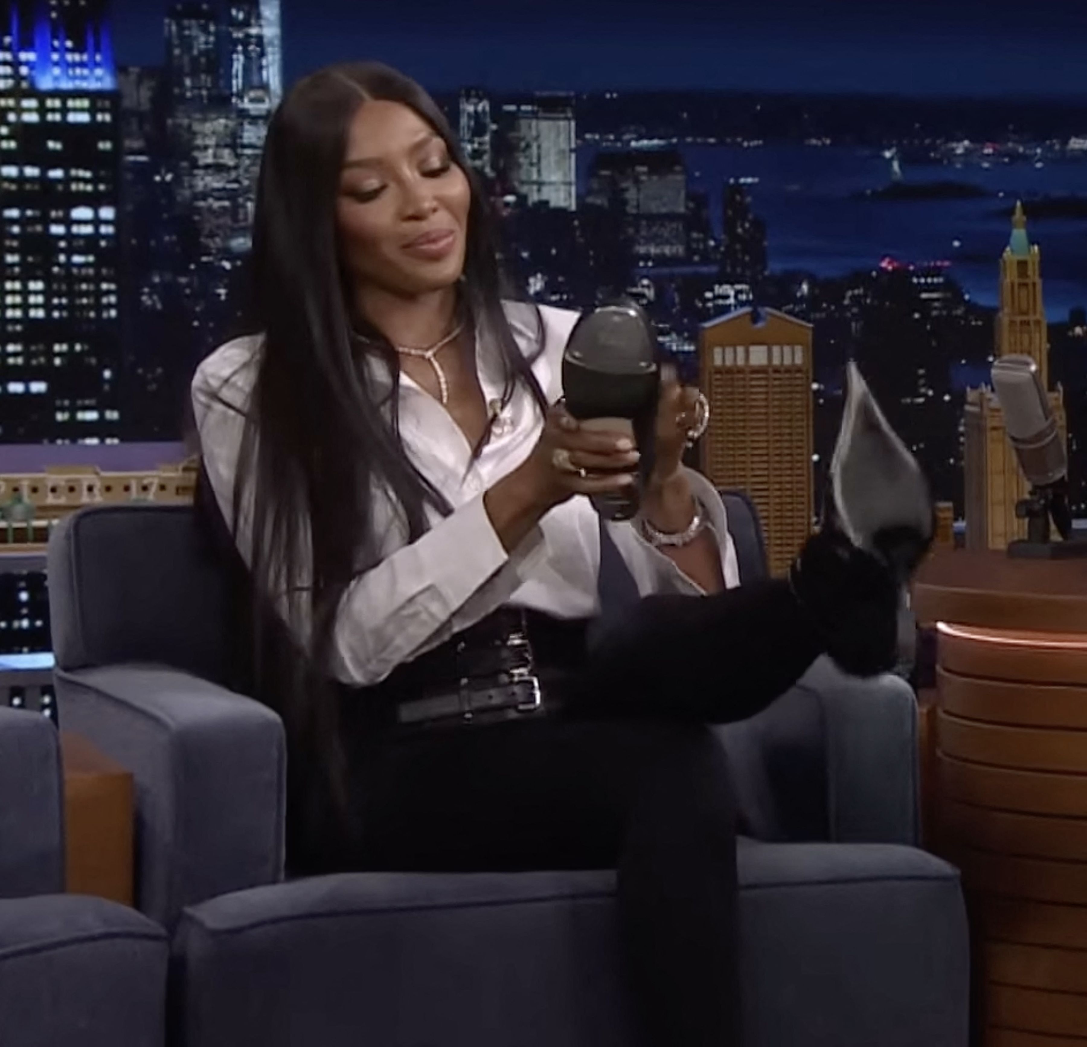 Naomi Campbell, apariție grandioasă la 54 de ani. A atras toate privirile cu silueta ei impecabilă la Săptămâna Modei de la Milano