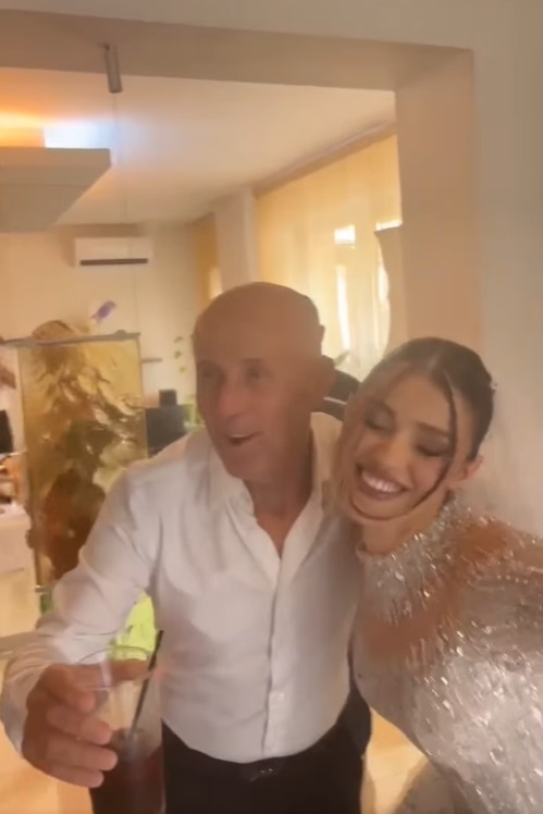 Imagini de la nunta fiicei lui Mugur Mihăescu. Ivona s-a căsătorit religios cu Vlad Gabura