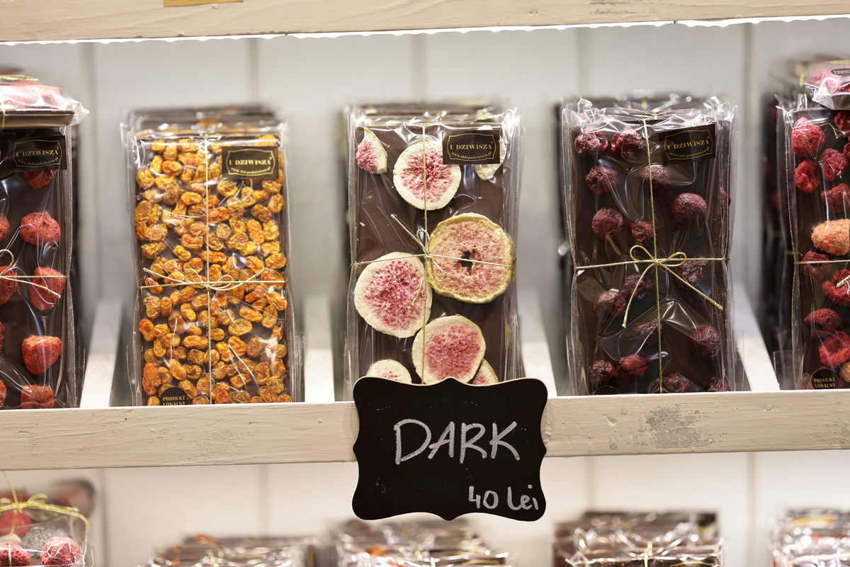 Chocolate Saga 2025: festivalul care sparge toate regulile la Biblioteca Națională. Ciocolată cu vin roșu, parfumuri de lux și praline cu ardei iute