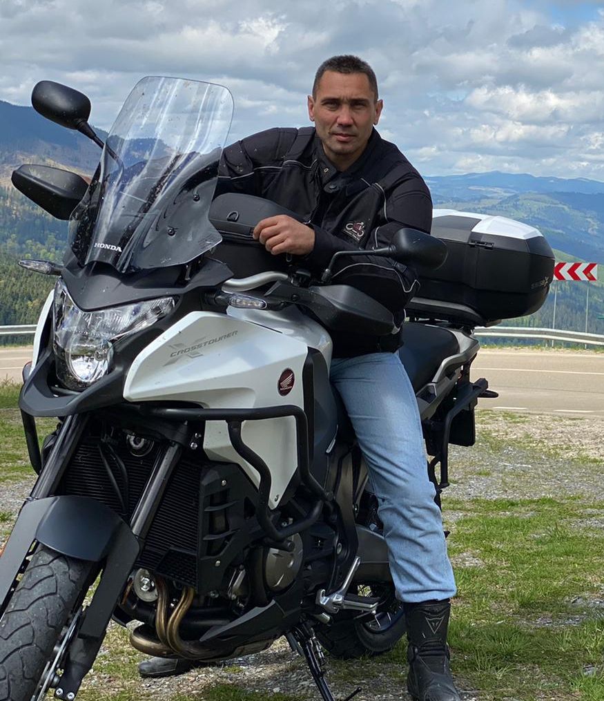 34.000 de kilometri pe motocicletă, din România până în Coreea de Sud și Japonia. Aventura vieții pentru un maestru în taekwondo trecut de 50 de ani
