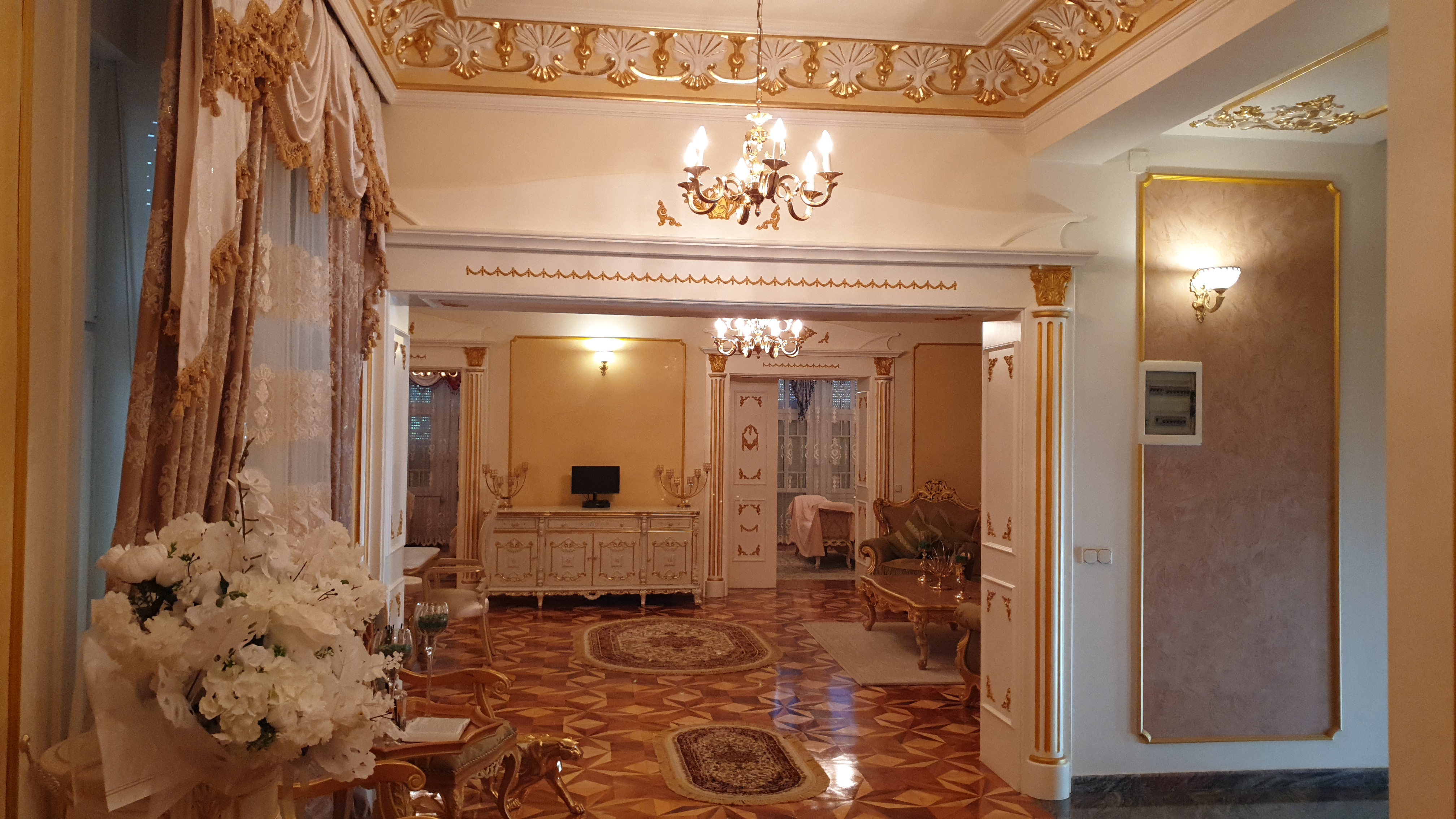 Casa din Timișoara „naționalizată” de primarul Fritz și locuită de clanul Momiță. Cum au obținut ocupanții strămutarea procesului care vizează evacuarea clădirii 