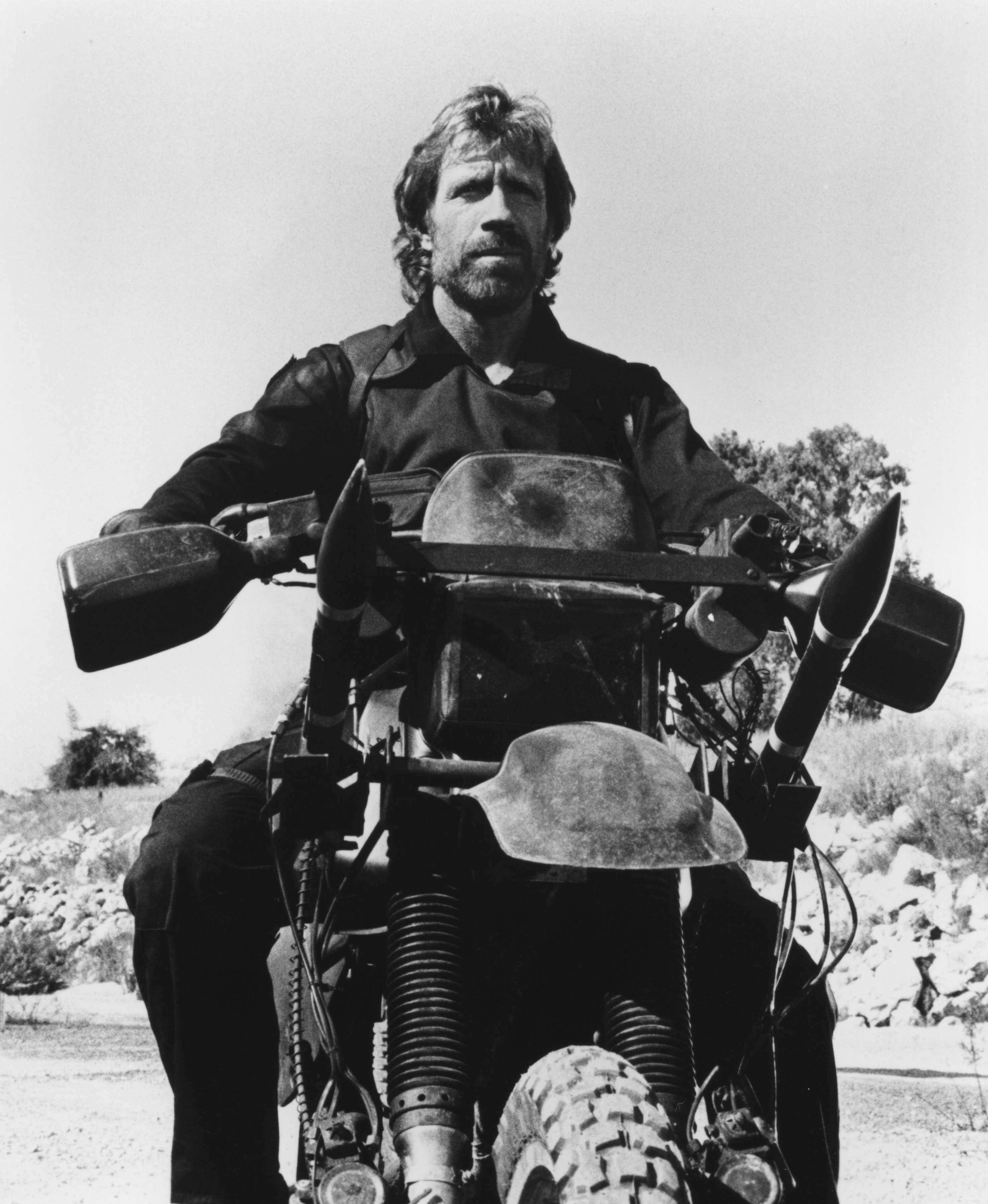 Povestea de dragoste dintre Chuck Norris și Gena Okellei. Actorul s-a stins din viață la vârsta de 86 de ani, lăsând multă durere în sufletul soției