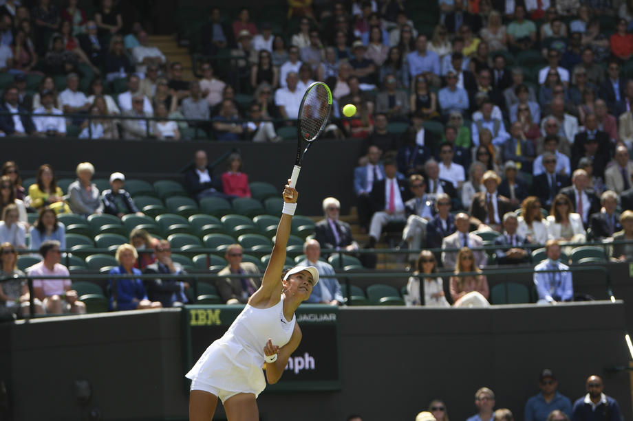 Cine e Emma Răducanu, senzaţia de la Wimbledon: „Vin în fiecare an s-o vizitez pe mamaia, la București”