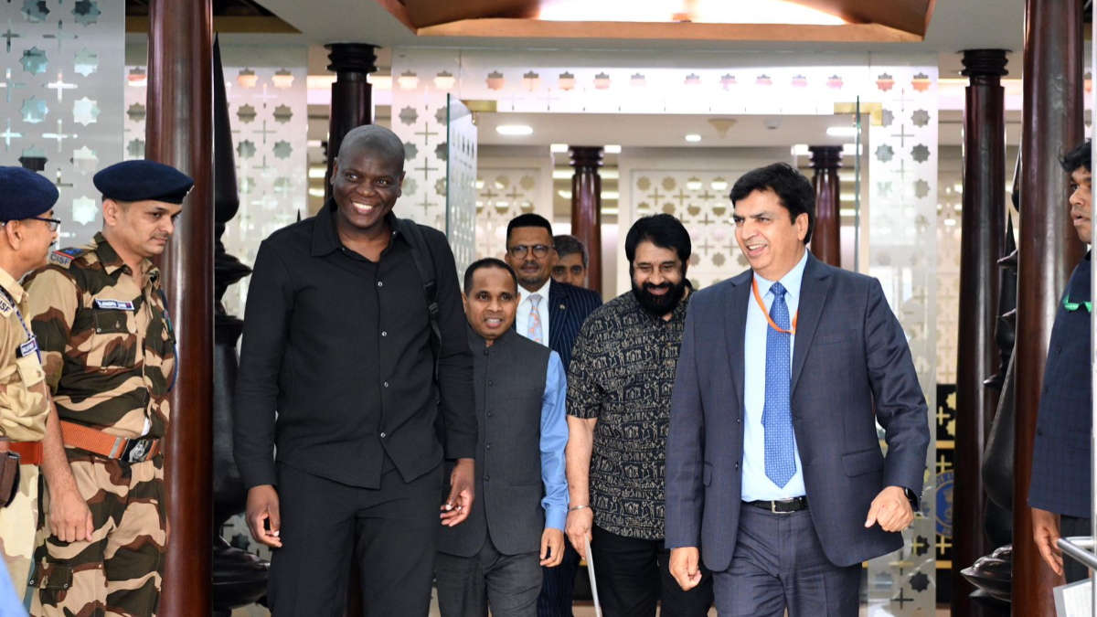 South African Minister of International Relations and Cooperation Ronald Ozzy Lamola arrives in New Delhi ahead of the BRICS Foreign Ministers’ Meeting, where discussions will focus on global governance reforms, economic cooperation, and the bloc’s expanding geopolitical influence. [X, formerly Twitter/Sherwin Bryce-Pease]