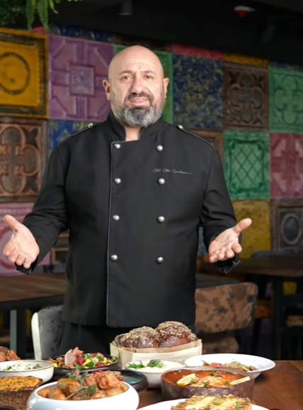 Ce prețuri are Cătălin Scărlătescu la restaurant. Cât costă o porție de sushi, de paste sau o salată