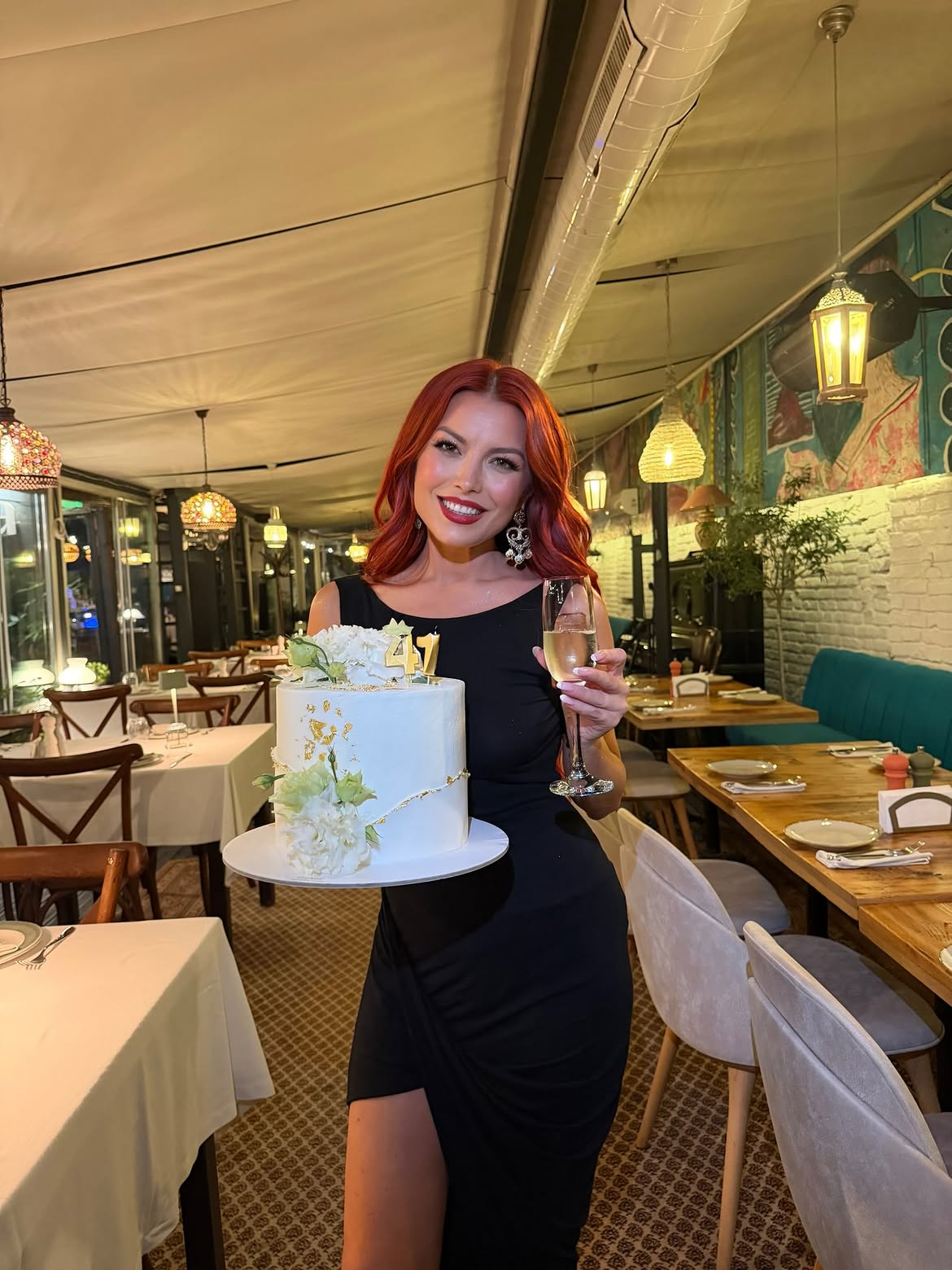 Elena Gheorghe, surprinsă de soț de ziua ei. Artista a împlinit 41 de ani: „A pus la cale totul în cel mai frumos mod”