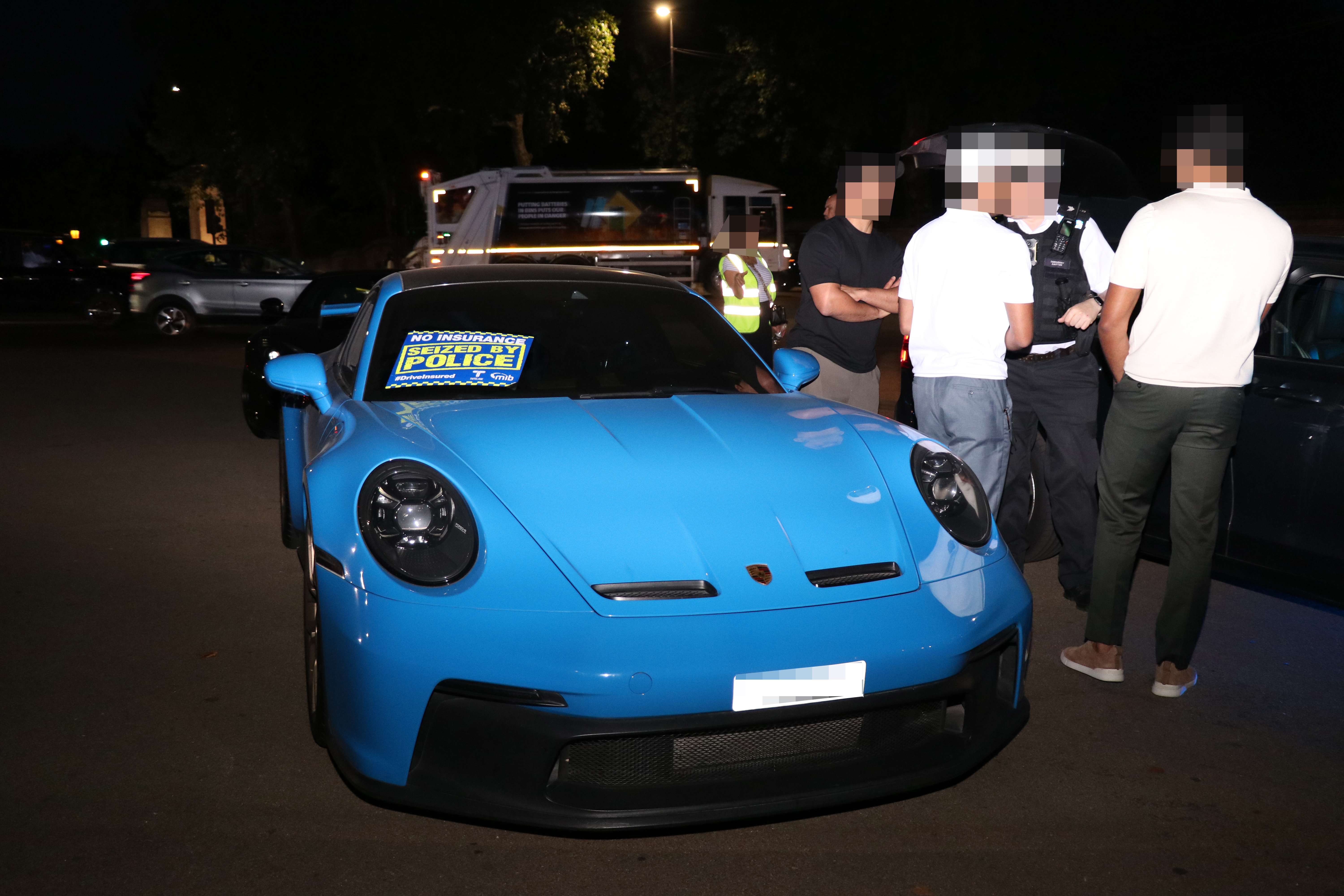 Un polițist a condus un Ferrari extrem de rar, confiscat în trafic, și a fost în culmea fericirii: „Cea mai bună zi din cariera lui”