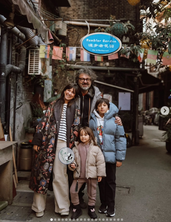 Cum arată camera din Shanghai unde s-au cazat Dana Rogoz și soțul ei. Crăciun inedit în China. „Vom sta câteva zile, apoi vom merge într-o zonă rurală”