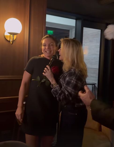 Simona Halep s-a distrat de Revelion cu Loredana Groza. A cântat și a dansat împreună cu artista VIDEO